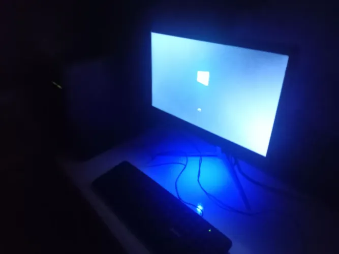 Computador i3 de 4g, 4 gb de ram com placa de video integrada