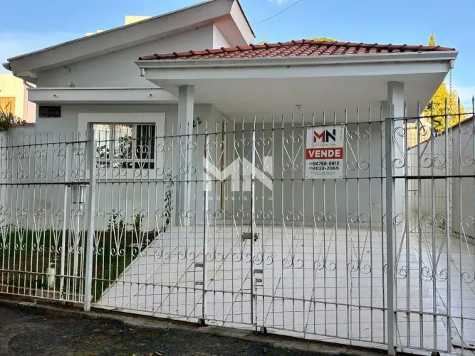 Casa térrea à venda no bairro Brasil Itu/SP | em frente ao Fórum de Itu