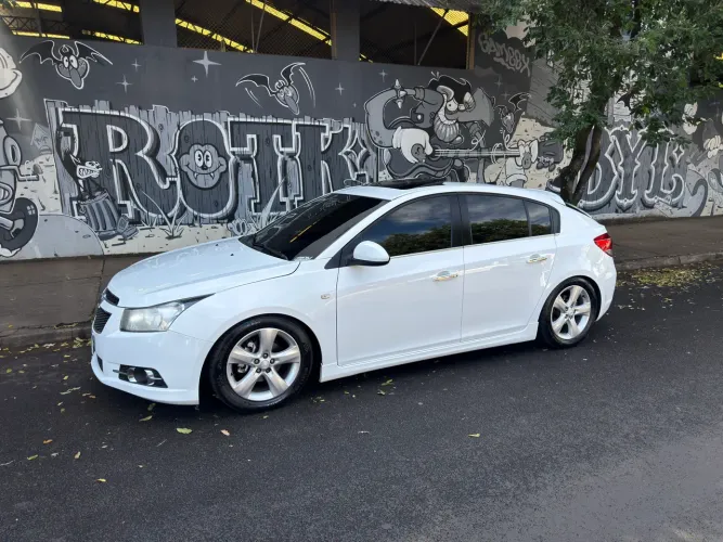 Chevrolet Cruze HB Sport LTZ 1.8 16V Flexp. 5P AUT 2014