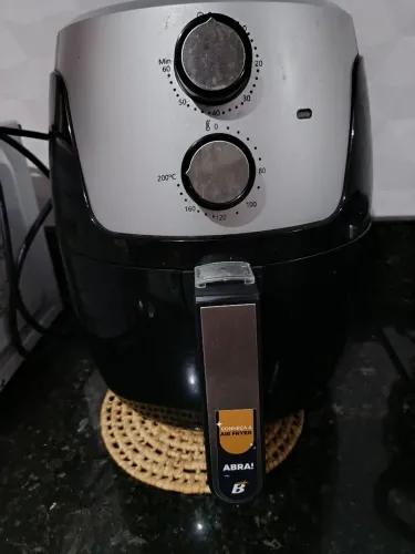 Air fryer Britânia