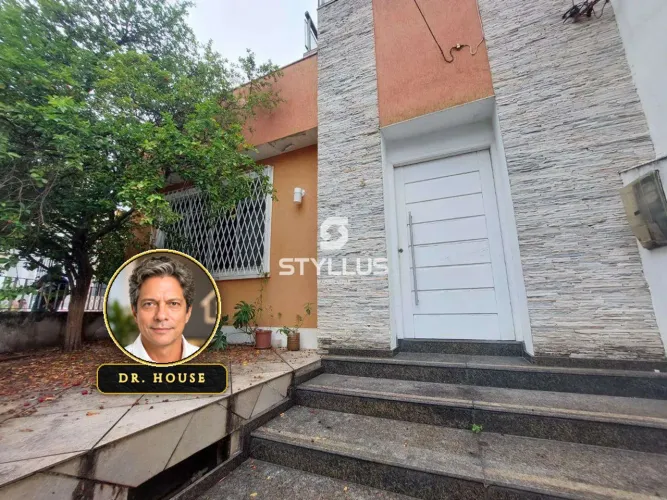 Casa Linear Reformada com Suíte e Piscina no Méier! M74Y
