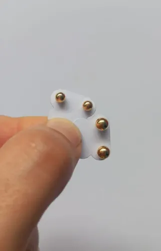 Brincos de ouro 18k novos