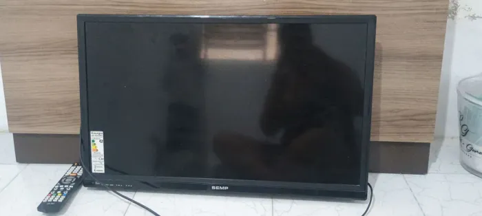 Vendo tv SEMP 29 polegadas + Painel