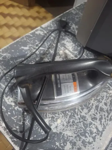Ferro Black Decker funcionando perfeitamente 