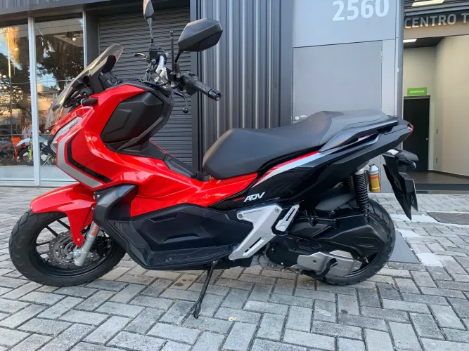 Honda ADV 150 2021 zerada!!! Moto extremamente bem cuidada!!!
