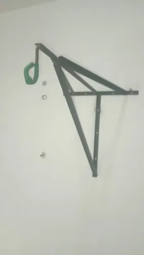Suporte para saco de pancada