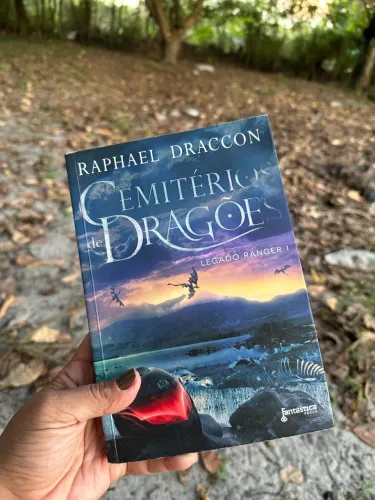 Livro Cemitérios de Dragões