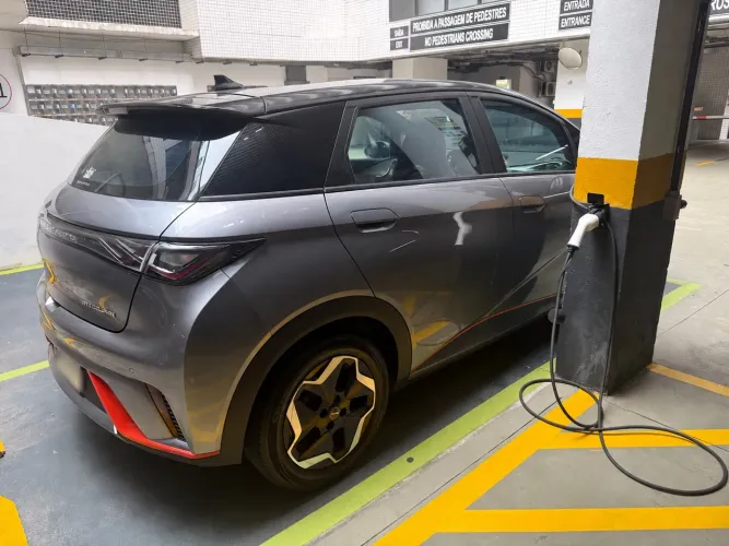 BYD Dolphin EV (Elétrico) 2024