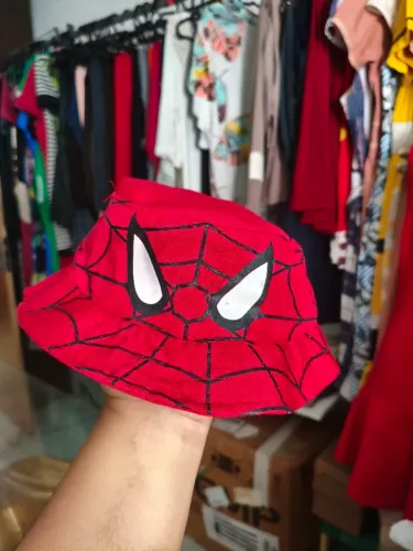 Chapéu infantil ( homem aranha )
