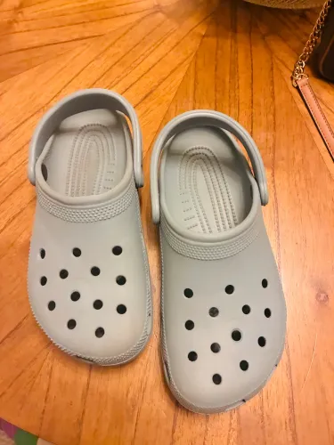 CROCS seminovo infantil tamanho 37