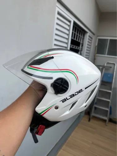 AGV BLADE 