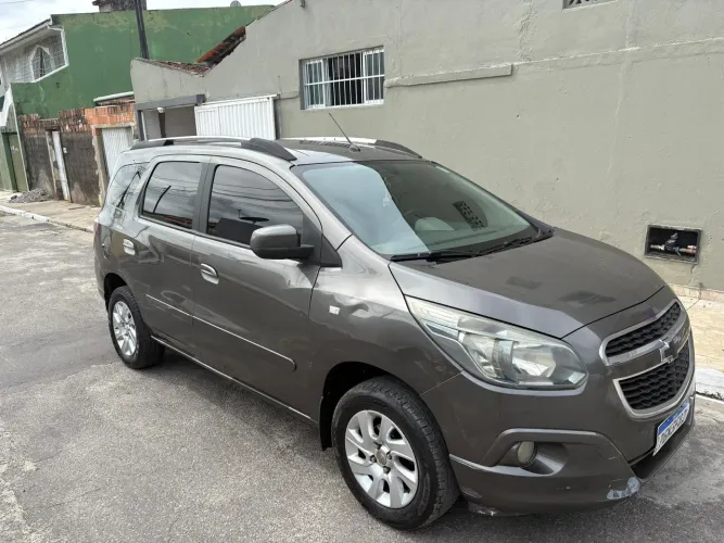 Chevrolet Spin LTZ 1.8 8V Econo.flex 5P Mec. 2014