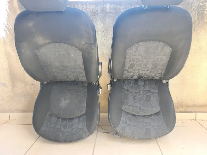 Vendo jogo de bancos do Peugeot 207 1.4 2009/10