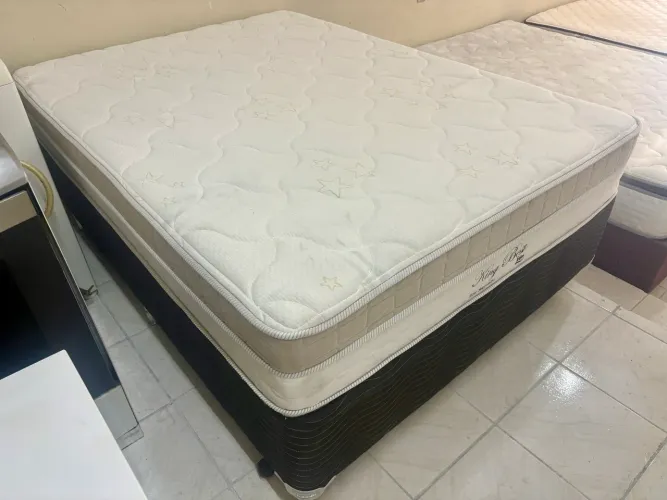 Cama box de casal , cama de casal