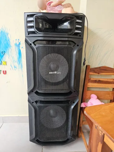 Torre de som Britânia 1800w