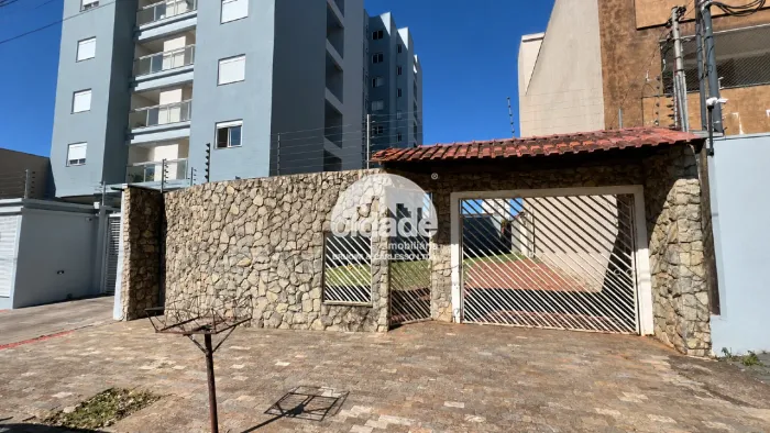 Terreno à Venda com 412,50 m² no Bairro Neva em Excelente Localização