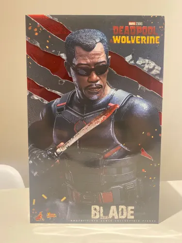 Hot toys Blade - Wolverine e deadpool