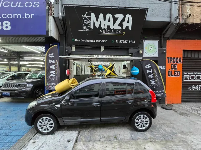 Renault Sandero Expression Hi-flex 1.6 8V 5P 2013