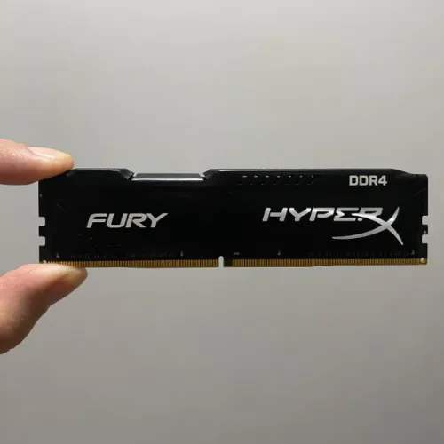 Memória Ram Gamer 8GB DDR4 2400MHz Kingston Hyperx Fury Preta HX424C15FB/8 ( 1 X 8GB )