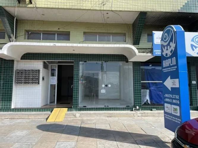 Loja ampla em Avenida , principal ótima localização perto de comércios e escolas.