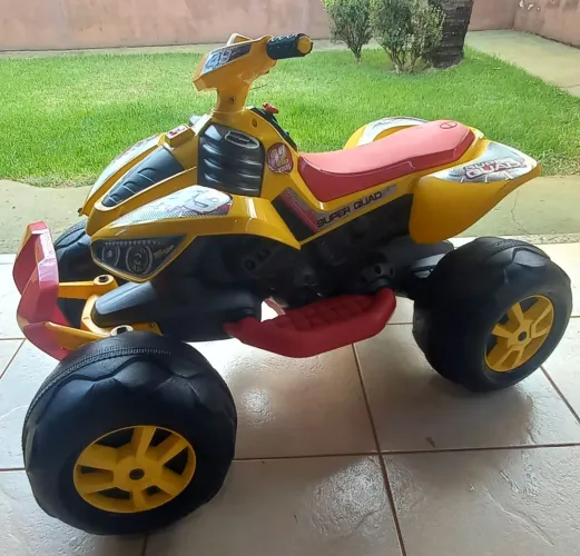 Quadriciclo Elétrico Infantil 12V | Bandeirantes 