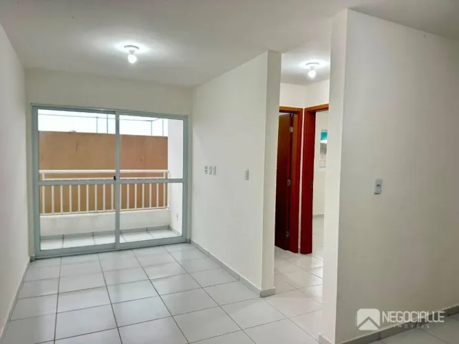 Apartamento com 2 dormitórios para alugar, 50 m² por R$ 1.500,00/mês - Itararé - Campina G