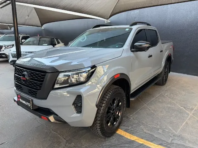 Nissan Frontier Pro4x CD 4X4 2.3 Bi-TB Die. AUT 2023