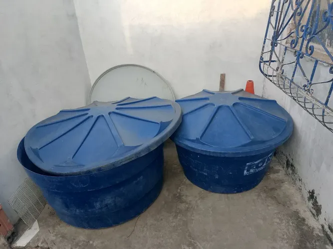 2 caixa d água pra vender