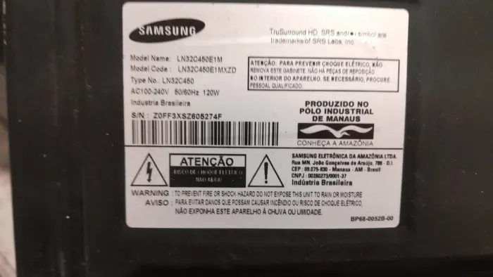 Vendo tv Samsung 32 polegadas com defeito pra. Retirada de peças