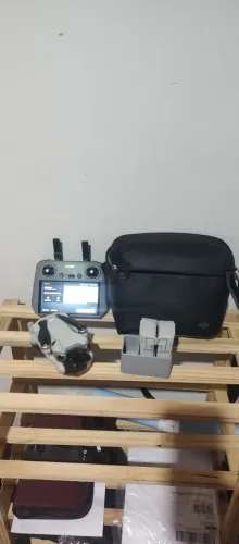 Drone DJI Mini 4 Pro Fly More Completo Controle com Tela Bateria Plus Homologado