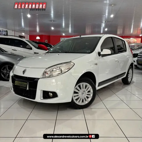 Renault Sandero Privilège Hi-flex 1.6 8V 5P 2013