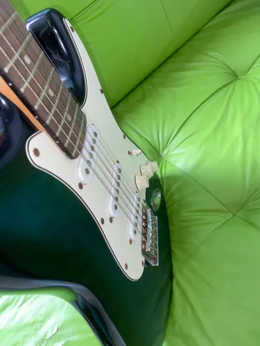 Guitarra elétrica 