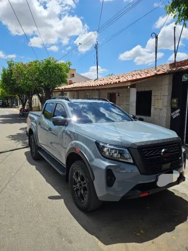 Nissan Frontier Pro4x CD 4X4 2.3 Bi-TB Die. AUT 2023