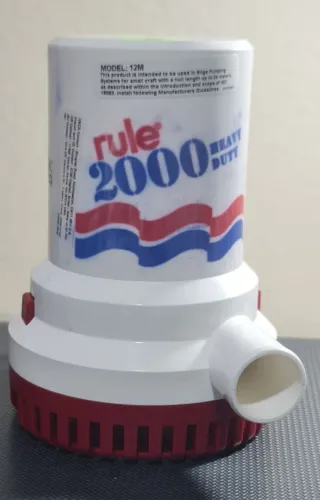 Bomba de porão Rule 24V 2000GL