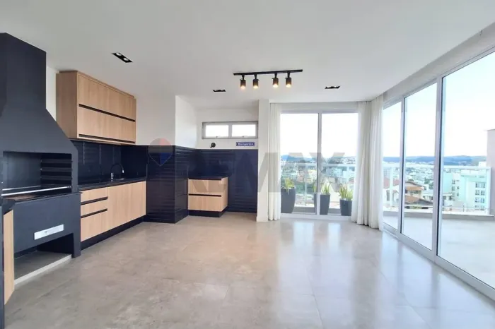 Cobertura em Santa Helena: Luxo e Conforto Perfeito