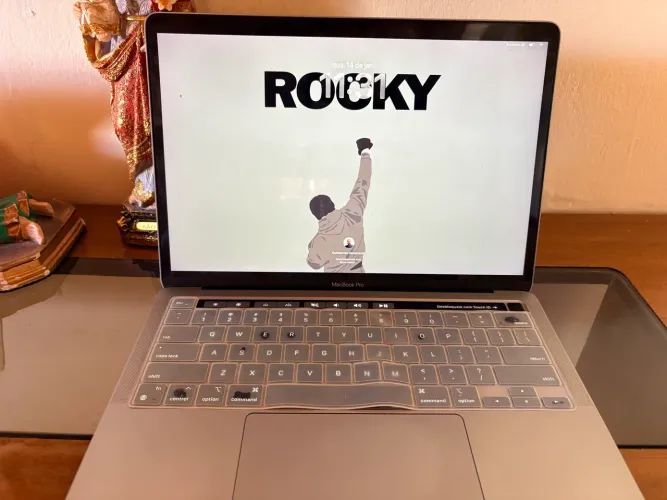 MacBook Pro M1 8gb 256gb 89% Bat Excelente Estado 