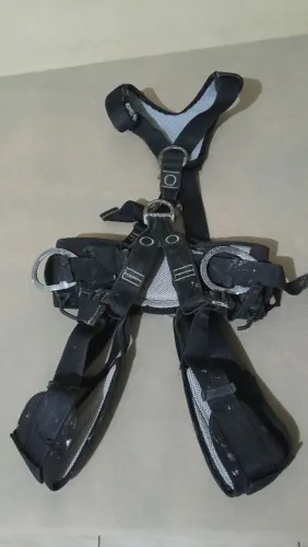 *KIT EPI PARA TRABALHO EM ALTURAS*.