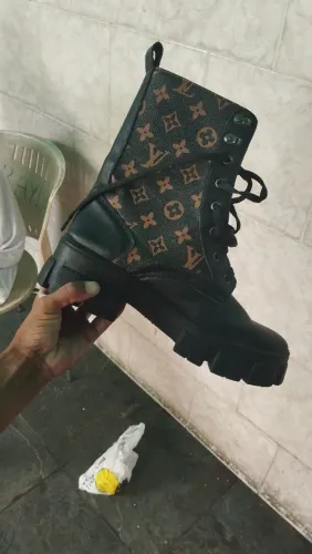 Bota coturno