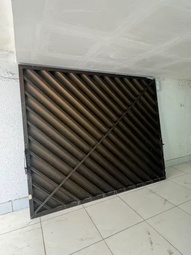Vende-se portão alumínio