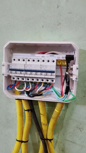 Eletricista e Serviços