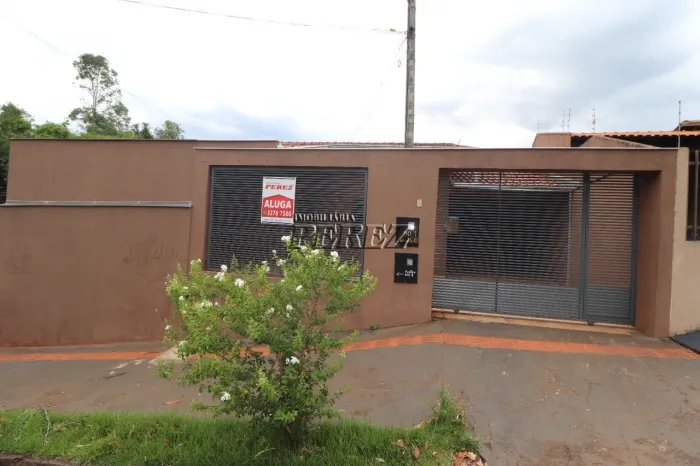 Casa à venda e locação no Jardim Belo Horizonte na região leste de Londrina