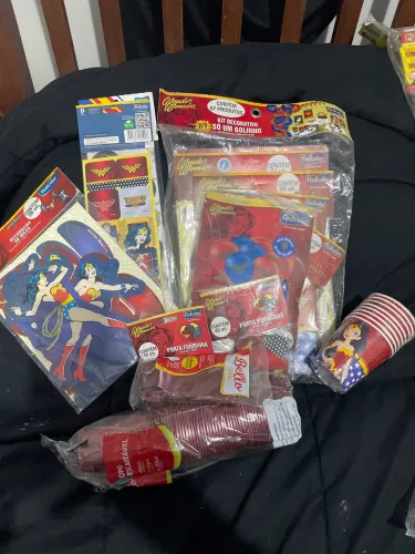 Kit festa Mulher Maravilha