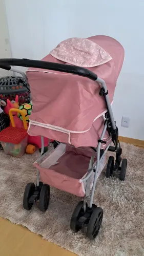 ? Carrinho de Bebê Tutti Baby Rosa - Super Conservado ?