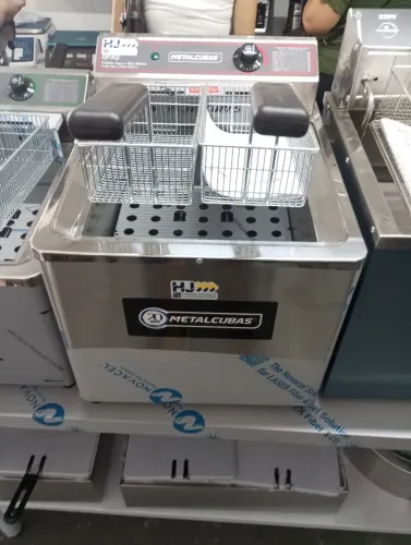 NZ. Fritadeira elétrica bancada água e óleo 5.500w METALCUBAS