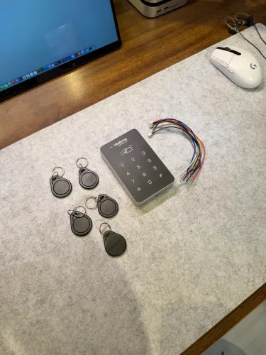 Controle de Acesso Intelbras Digiprox SA202 + Tags