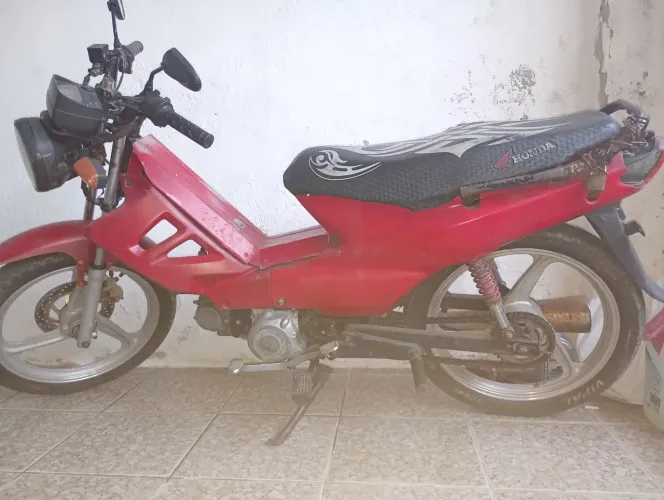 50 cc usada mas bem conservada 