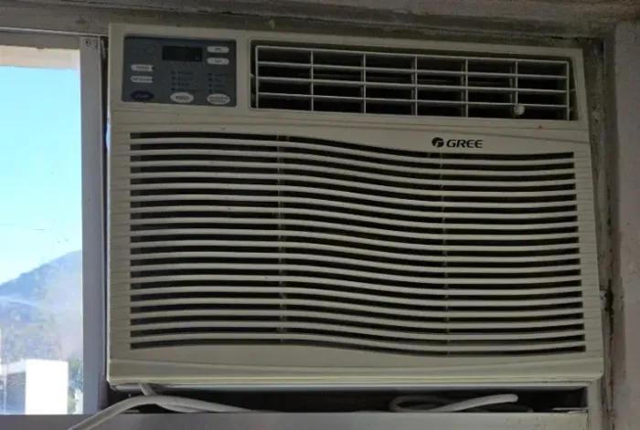 Ar condiciona gree 10.000 btus de parede 127v com controle remoto