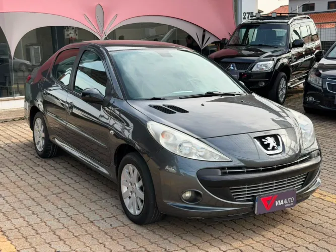 Peugeot 207 Sedan Passion XS 1.6 Flex 16V 4P AUT 2010