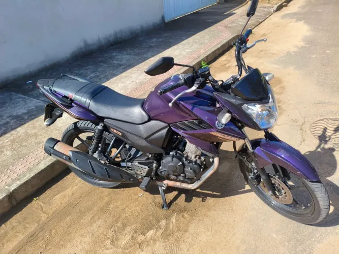 Yamaha YS150 Fazer SED 2023/2024 - R$ 15.000