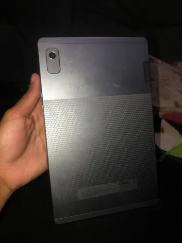 Vende-se tablet Lenovo M9 chma pv